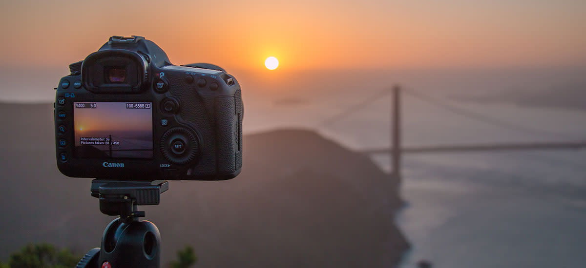 Camera in sunset at the golden gate bridge